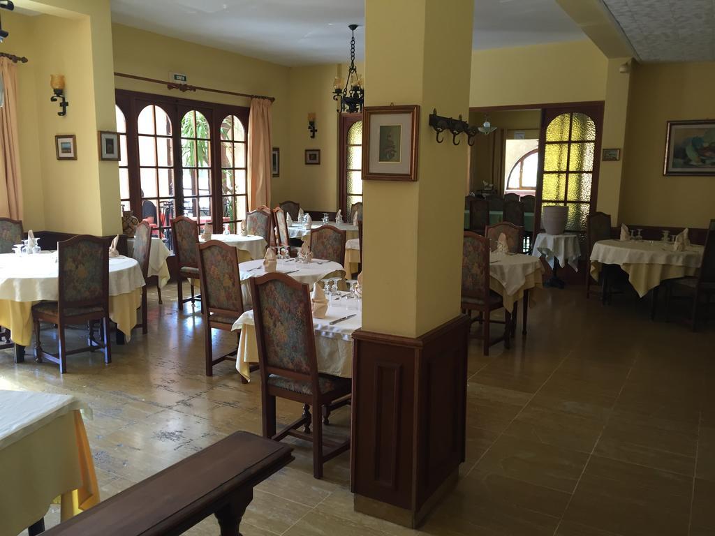 Castellu Rossu Hotel Лучиана Екстериор снимка