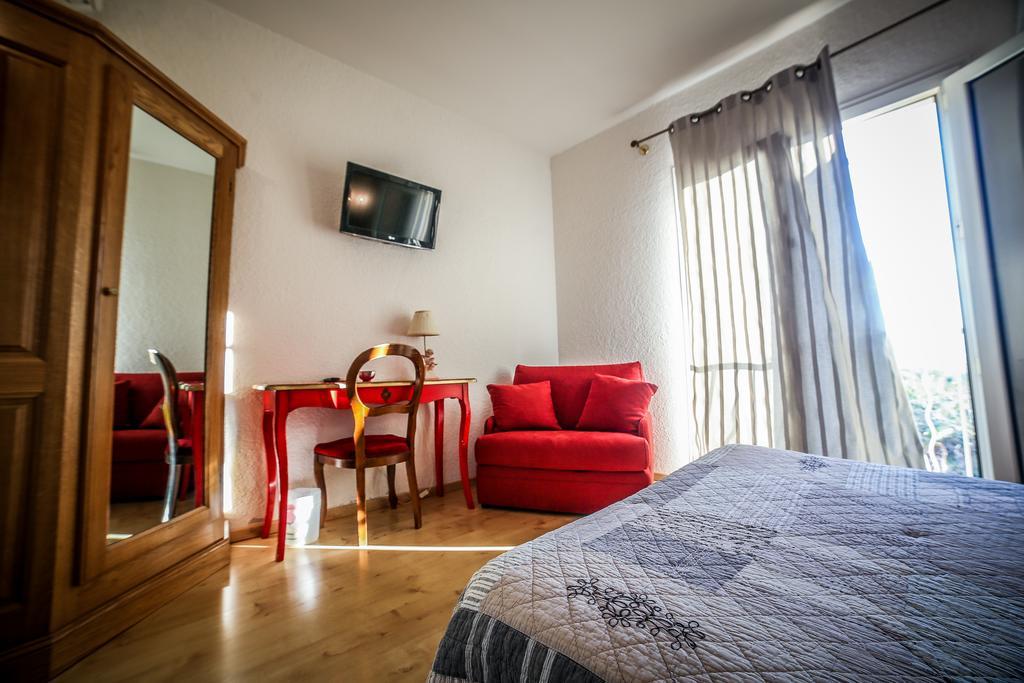 Castellu Rossu Hotel Лучиана Екстериор снимка