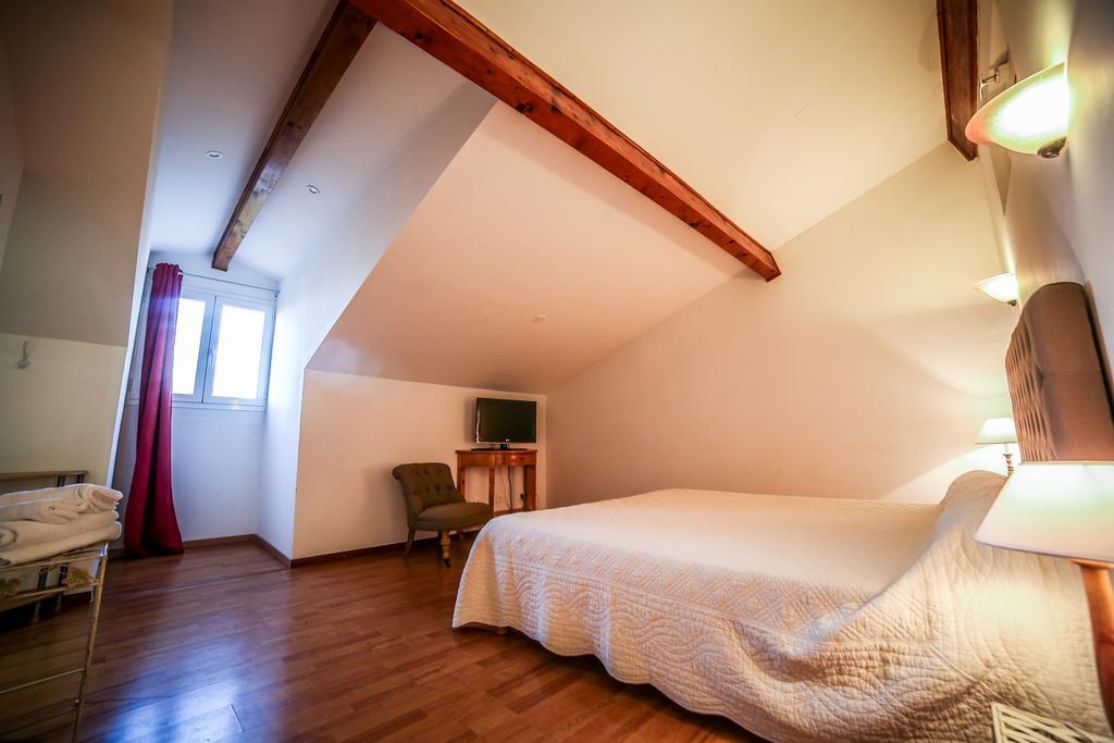Castellu Rossu Hotel Лучиана Екстериор снимка