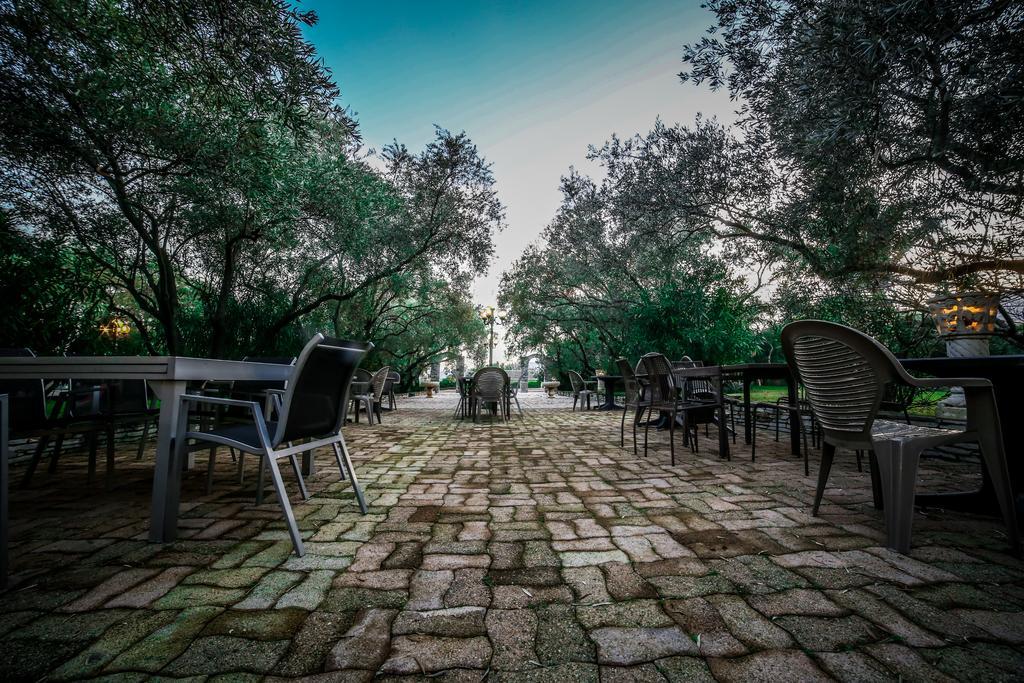 Castellu Rossu Hotel Лучиана Екстериор снимка