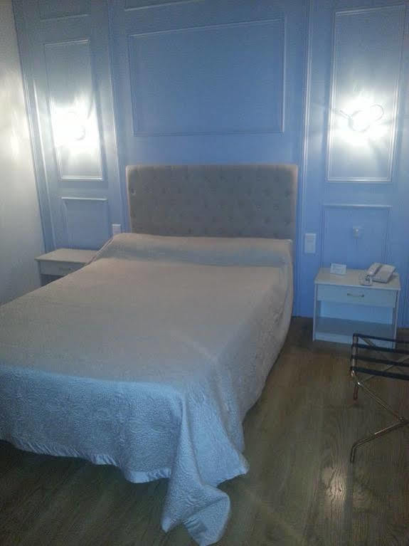 Castellu Rossu Hotel Лучиана Екстериор снимка